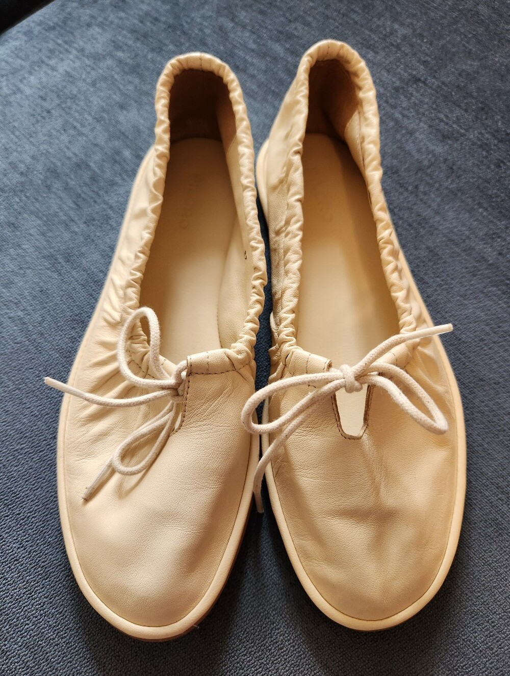 Pilcro By Anthropologie Women’s Cream Bow Tie Ballet Flats 37 - Picture 3 of 13